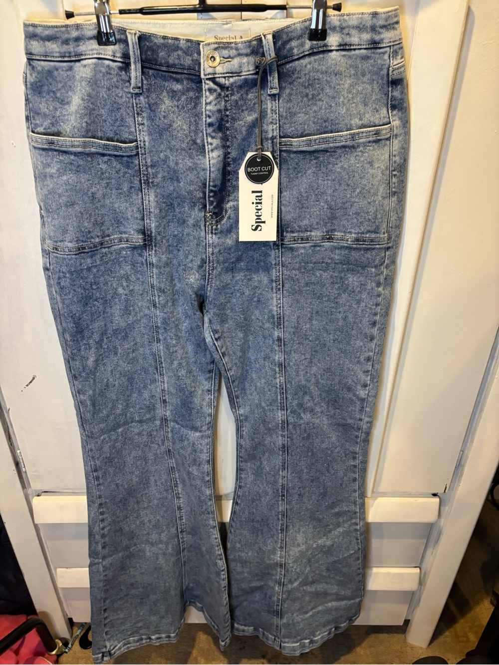 Women's Light Wash Flair Jeans - Blue
